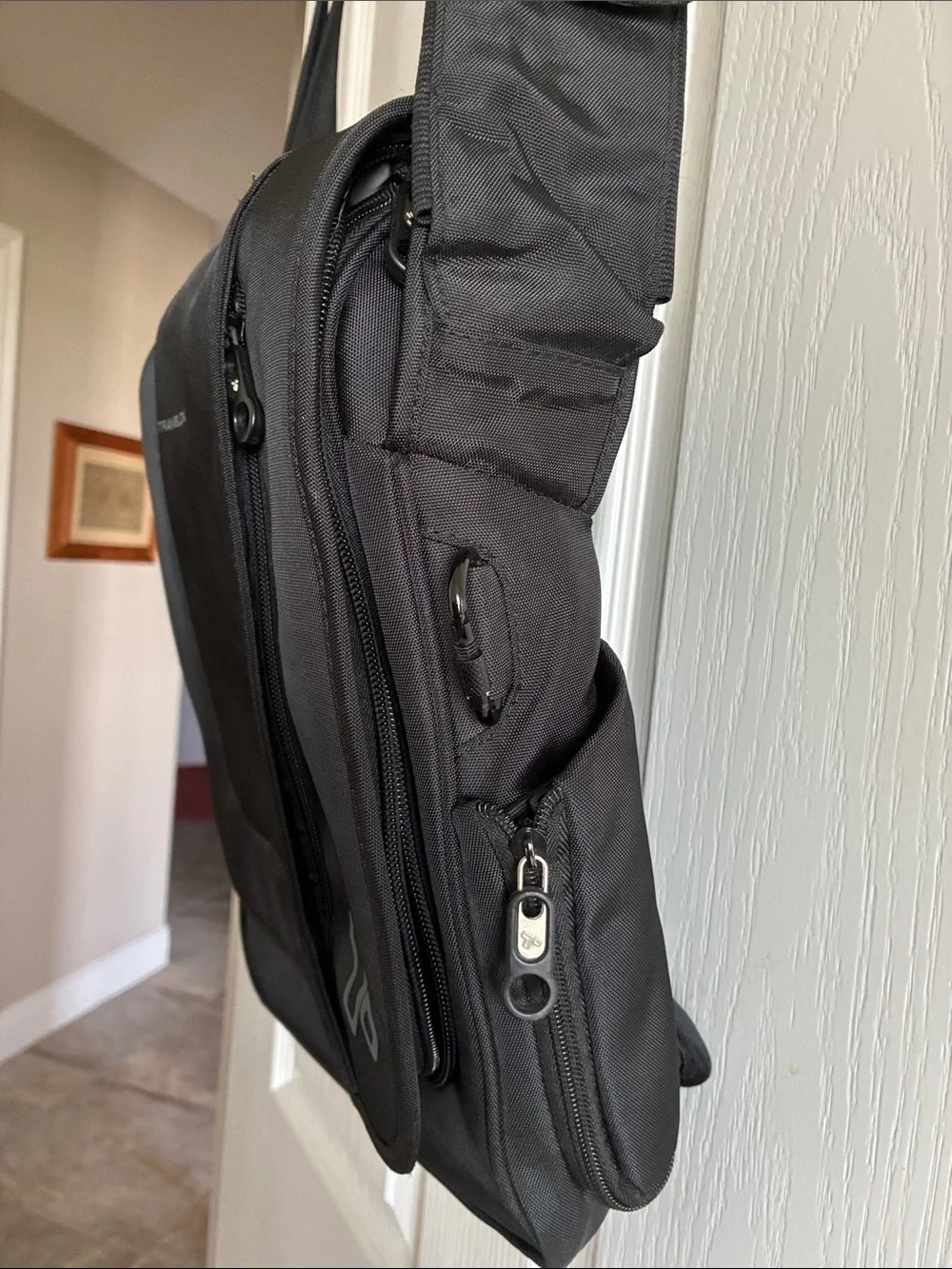 Travelon sleek antitheft